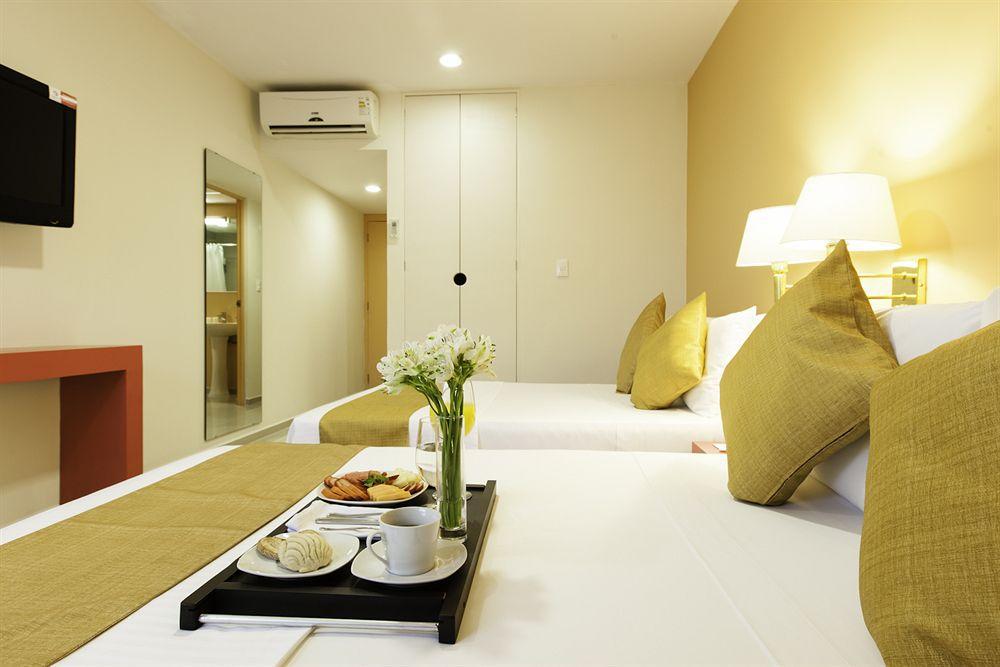 Mision Express Monterrey Aeropuerto La Fe Hotel Apodaca Ngoại thất bức ảnh