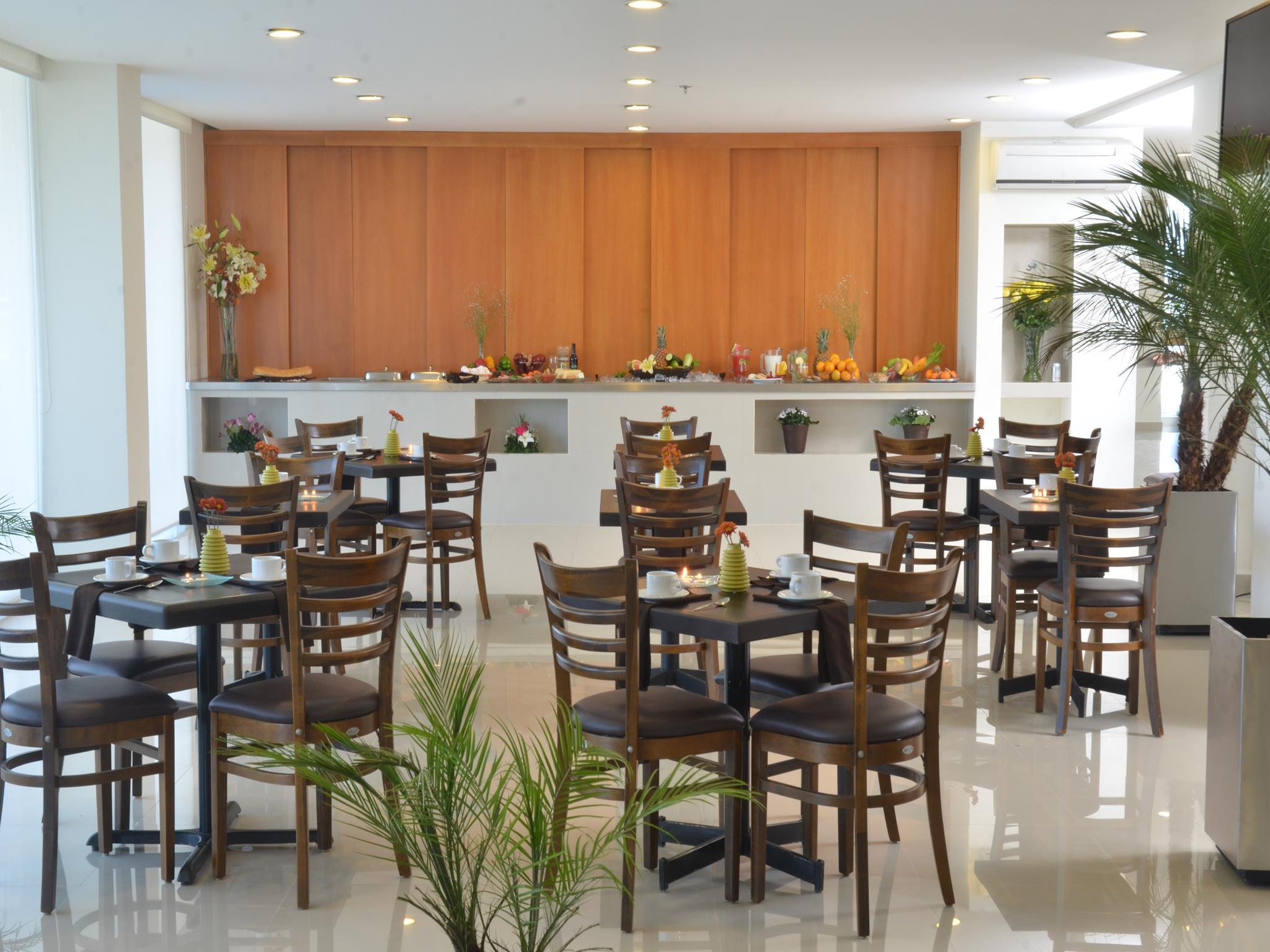 Mision Express Monterrey Aeropuerto La Fe Hotel Apodaca Ngoại thất bức ảnh